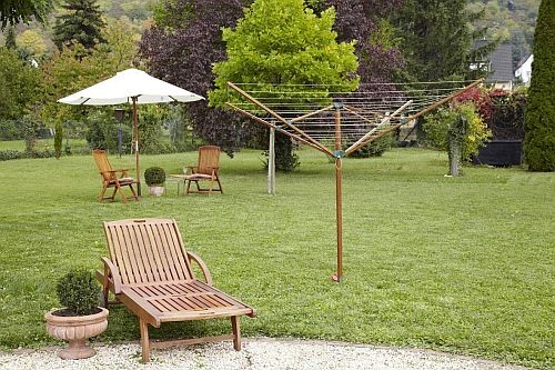 Umweltverträglicher ECO Wäschschirm von Leifheit mit 40Metren Leinenlänge - jetzt bestellen Bambuswäschespinne Eco - Linowood Wäscheschirm 500